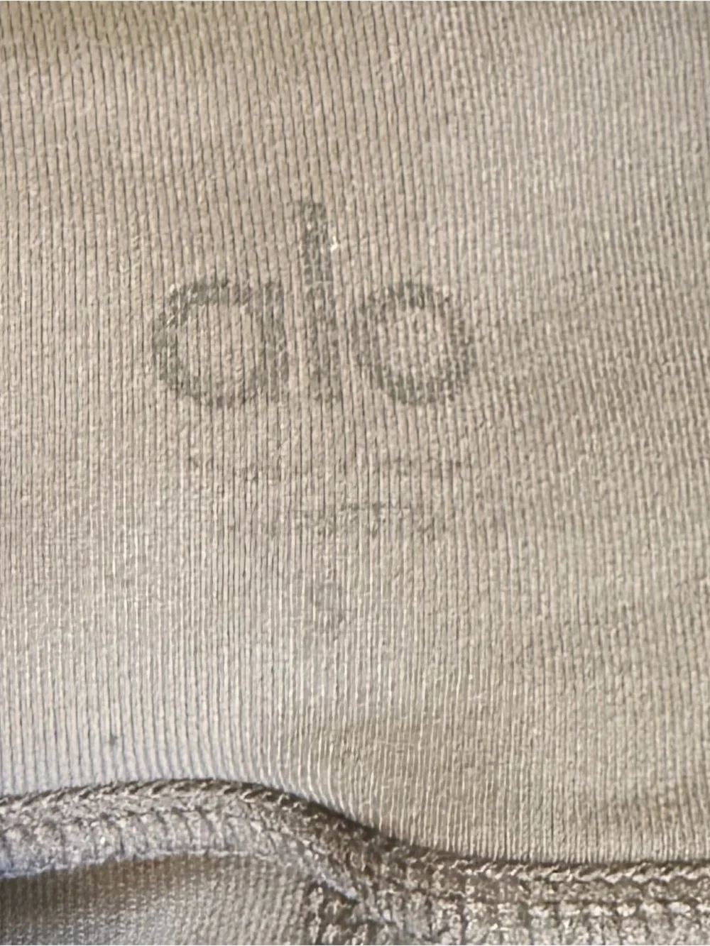 Alo Leggings
